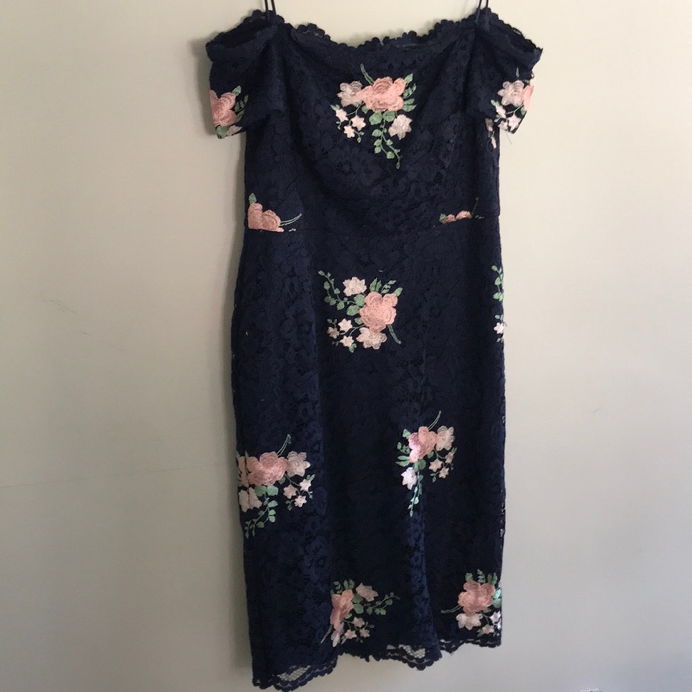 Nicole Miller dess navy super sexy and comfortable